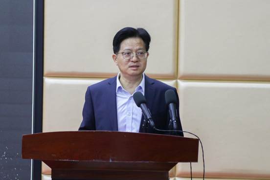 领导特写 池雨荷 (4)