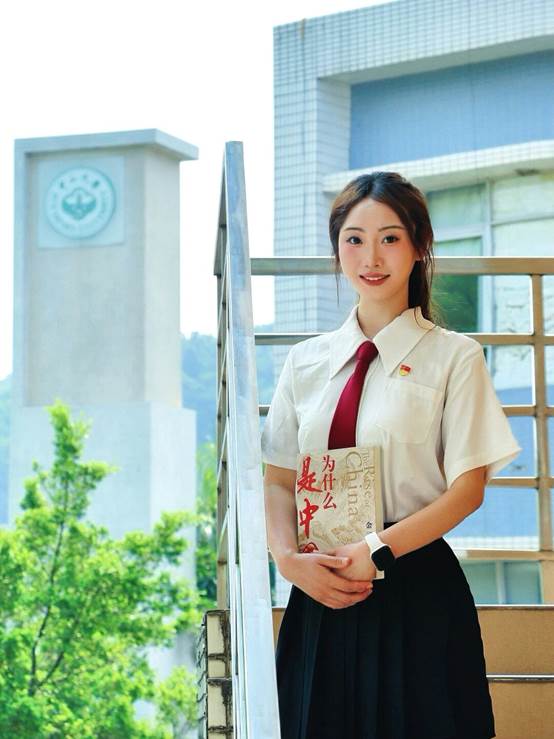 穿裙子的人AI 生成的内容可能不正确。