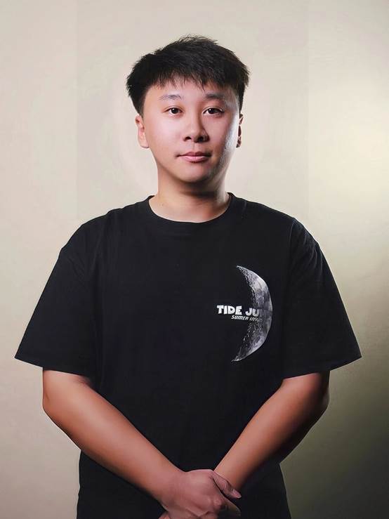 穿黑色衣服的小孩AI 生成的内容可能不正确。