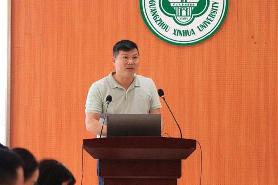 发言人 沈炜婷（10）